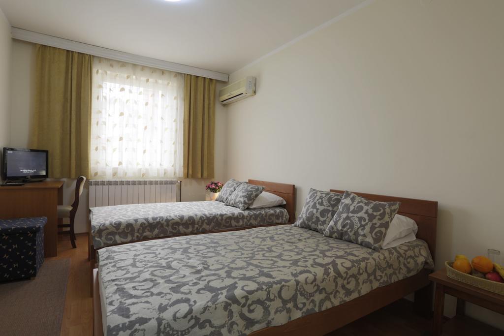 Accommodation Tara Beograd Eksteriør billede